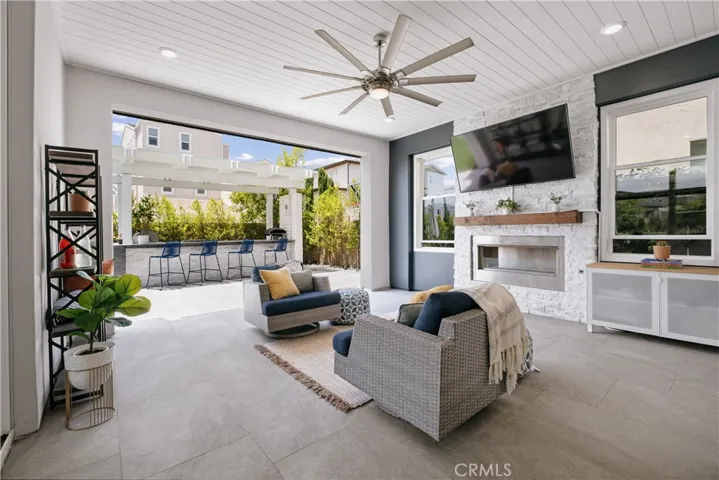 111 Pastel, Irvine, California 92618