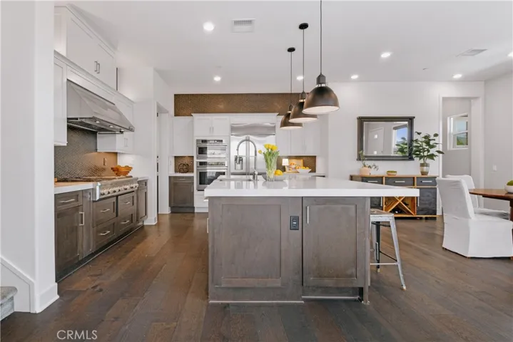 111 Pastel, Irvine, California 92618
