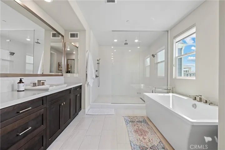 111 Pastel, Irvine, California 92618