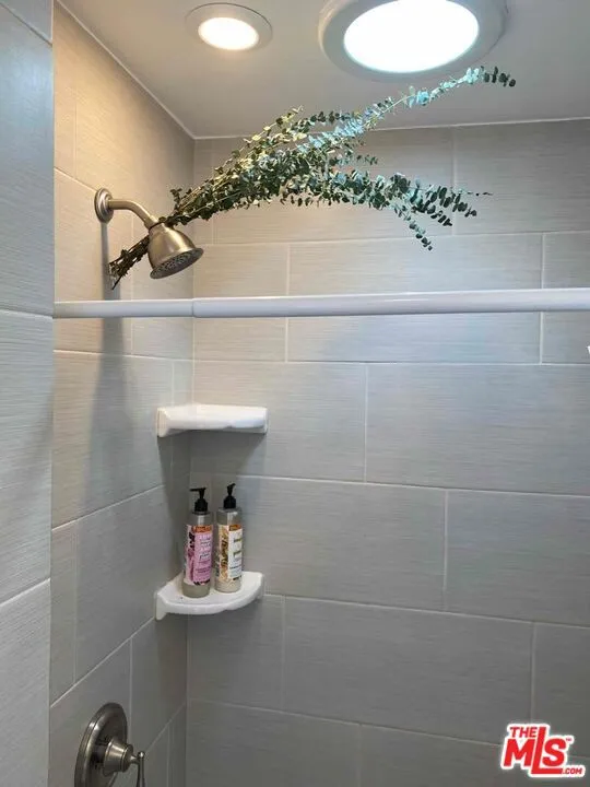 8669 Via Rocosa Road, Joshua Tree, California 92252 home-pic-33