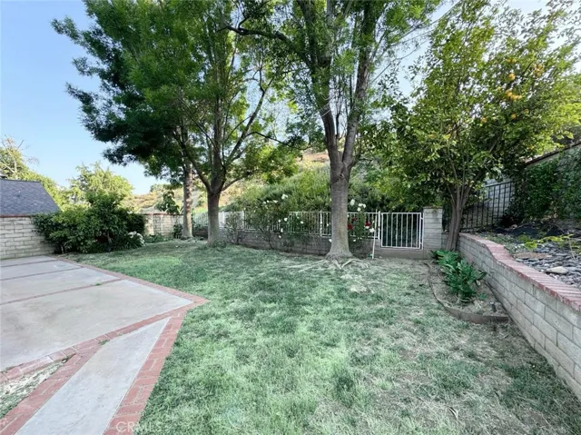 22846 Tamarack Lane, Saugus, California 91390