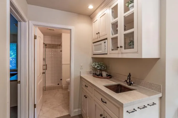 14701 Vickery Avenue, Saratoga, California 95070