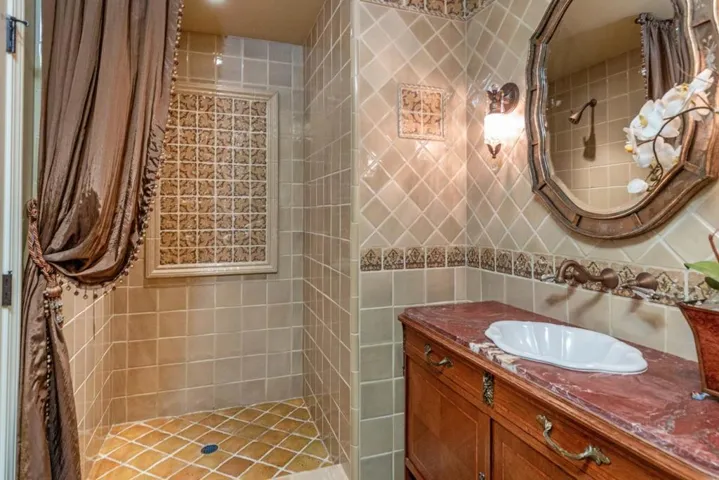 14701 Vickery Avenue, Saratoga, California 95070
