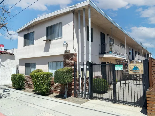 6508 Orange Avenue, Long Beach, California 90805