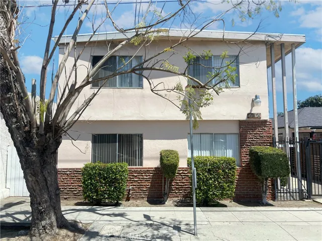 6508 Orange Avenue, Long Beach, California 90805