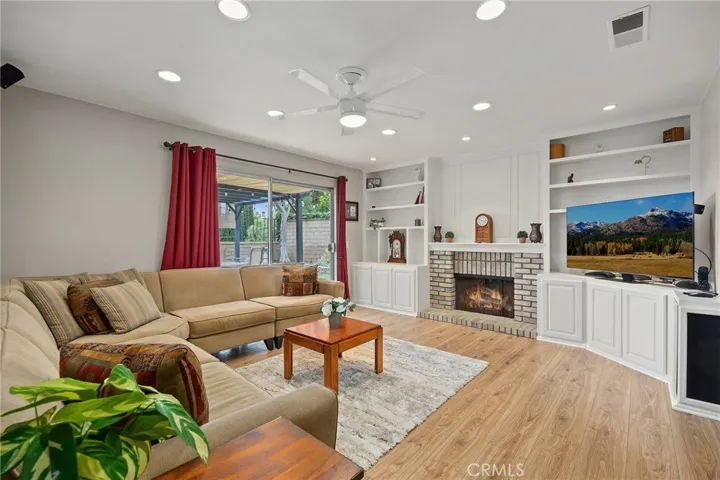 2392 Foothill Ln, Brea, California 92821