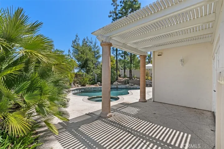 31964 Paseo Parallon, Temecula, California 92592