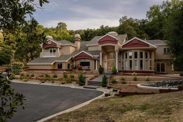 18035 Woodland Avenue, Morgan Hill, California 95037