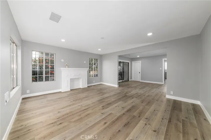 701 E 76th Place, Los Angeles, California 90001
