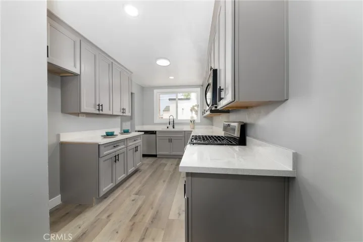 701 E 76th Place, Los Angeles, California 90001