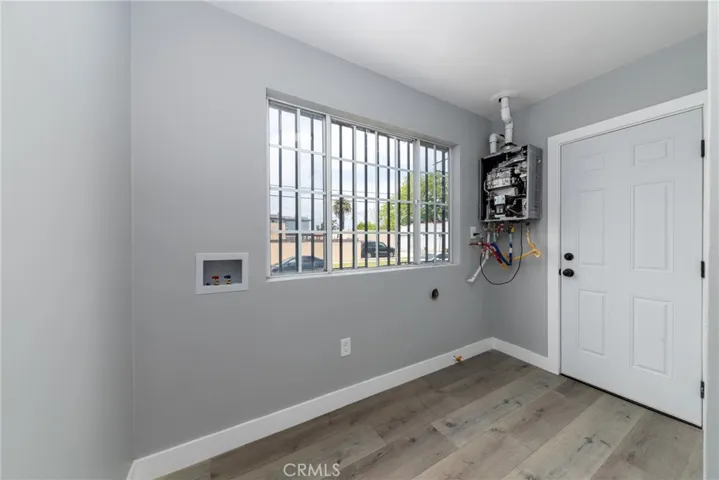 701 E 76th Place, Los Angeles, California 90001