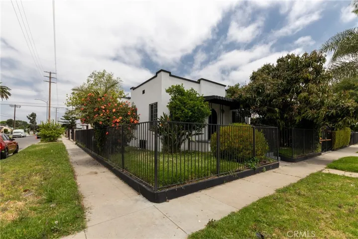 701 E 76th Place, Los Angeles, California 90001
