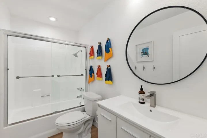 6809 Shearwaters Drive, Carlsbad, California 92011