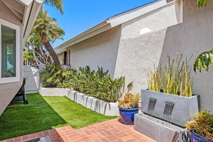 6809 Shearwaters Drive, Carlsbad, California 92011