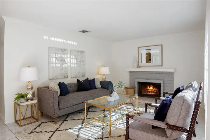 1933 Newton Drive, Corona, California 92882