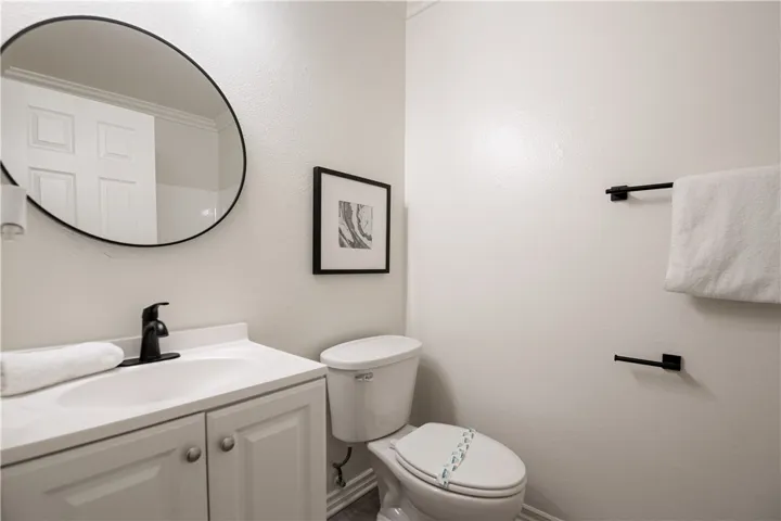 1933 Newton Drive, Corona, California 92882