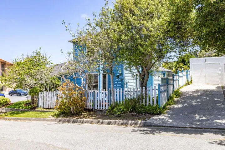 369 Lighthouse Avenue, Pacific Grove, California 93950