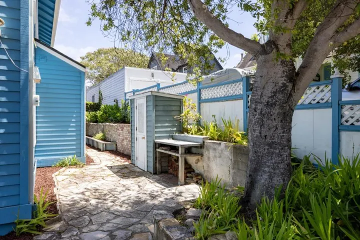 369 Lighthouse Avenue, Pacific Grove, California 93950