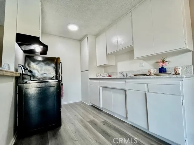686 E Cottonwood Road 7, Palm Springs, California 92262