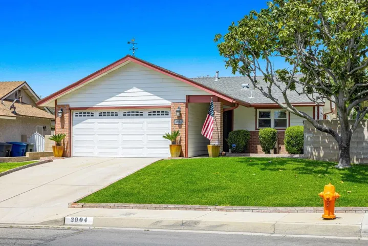 6-web-or-mls-JL_Laverne_OPMG_0524_006