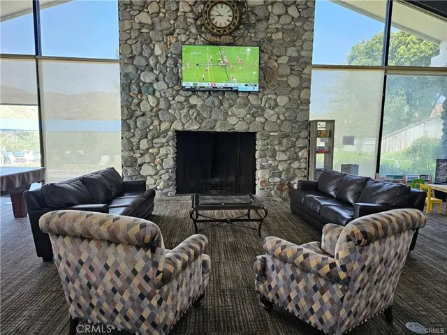 4866 Moon Crest Drive, Corona, California 92878