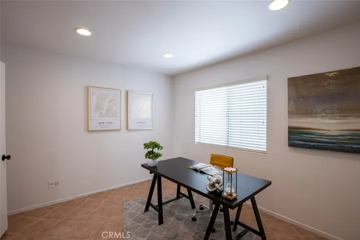 4866 Moon Crest Drive, Corona, California 92878