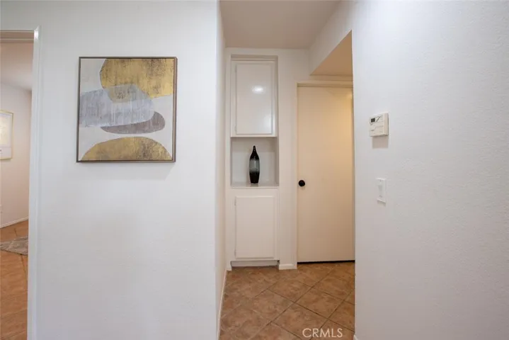 4866 Moon Crest Drive, Corona, California 92878