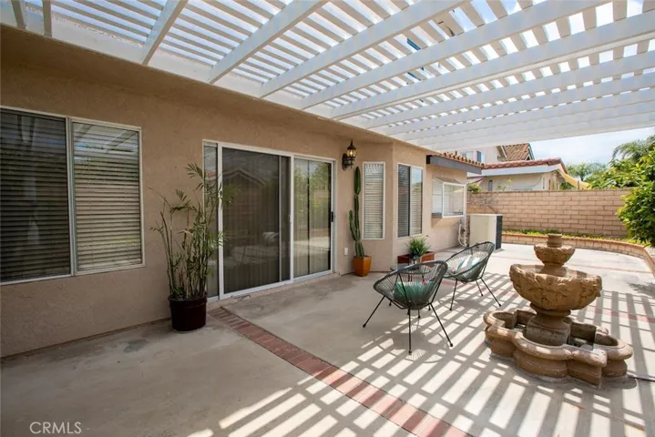 4866 Moon Crest Drive, Corona, California 92878
