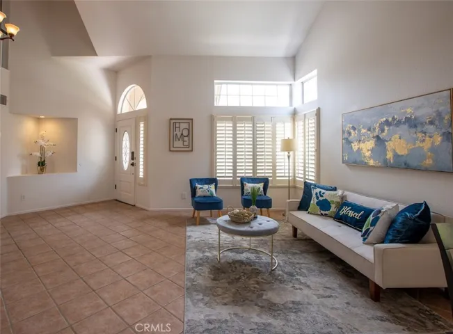 4866 Moon Crest Drive, Corona, California 92878