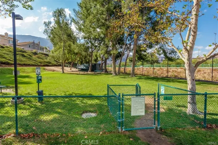 4866 Moon Crest Drive, Corona, California 92878