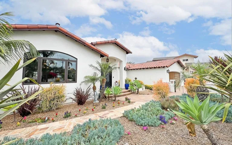 1301 Crestridge Drive, Oceanside, California 92054
