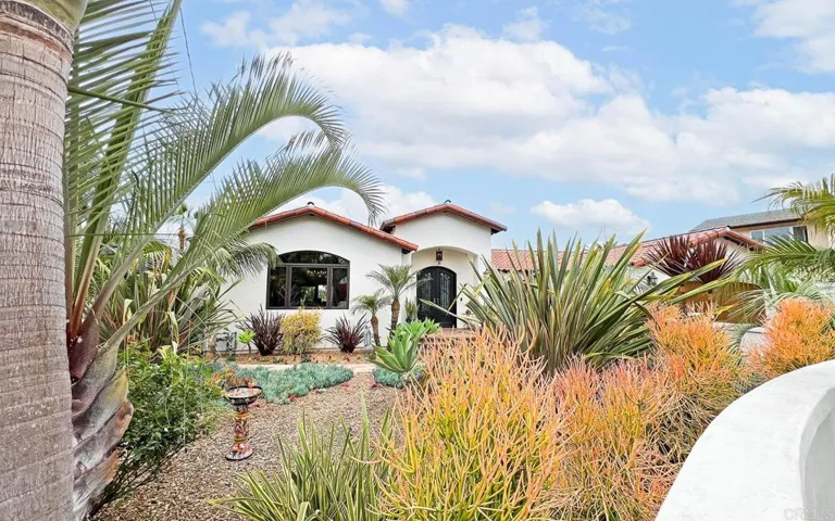 1301 Crestridge Drive, Oceanside, California 92054