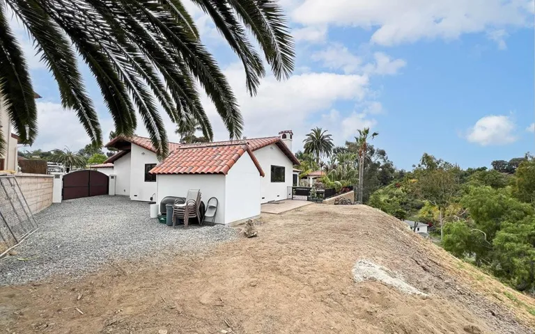 1301 Crestridge Drive, Oceanside, California 92054