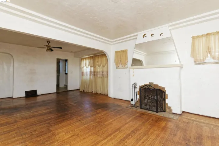 1910 64th Avenue, Oakland, California 94621