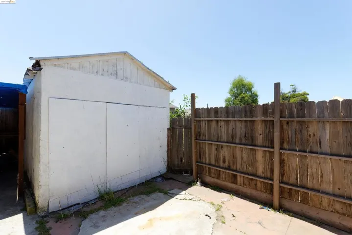 1910 64th Avenue, Oakland, California 94621