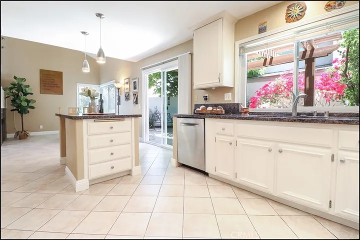 30 Woodswallow Lane, Aliso Viejo, California 92656