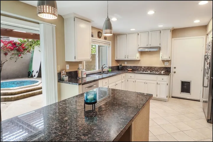 30 Woodswallow Lane, Aliso Viejo, California 92656
