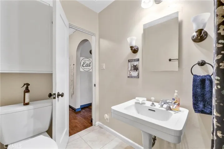 2072 7th Street, Riverside, California 92507