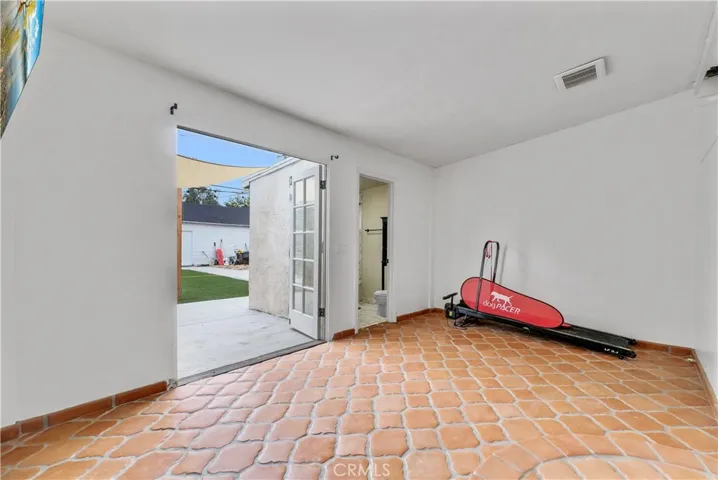 2072 7th Street, Riverside, California 92507