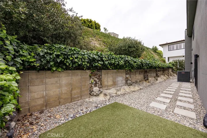 Side yard