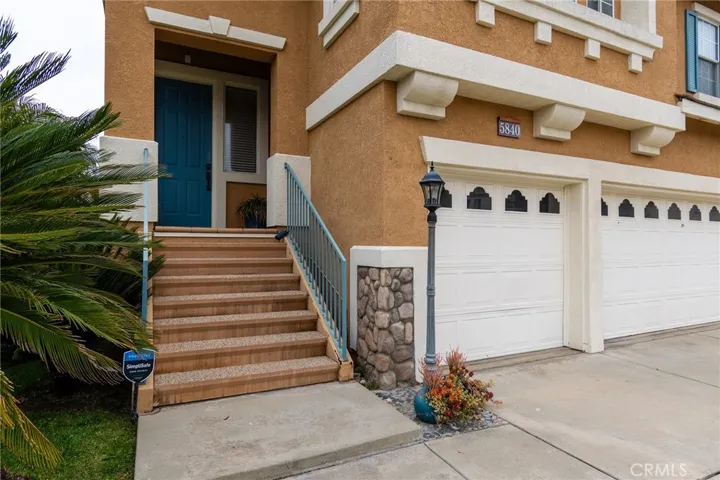 5840 Pine Valley Drive, Fontana, California 92336