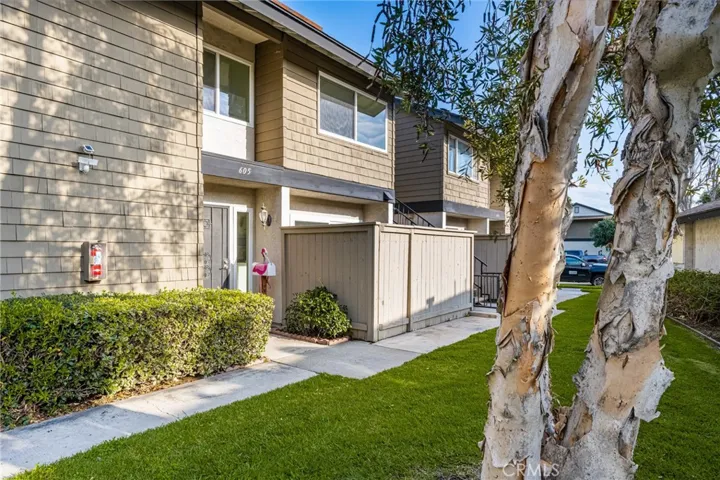 605 W Dunton Avenue 15, Orange, California 92865