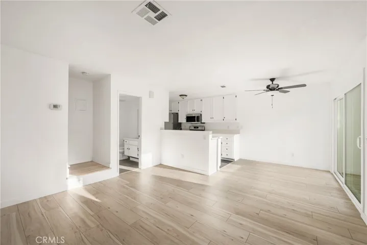 605 W Dunton Avenue 15, Orange, California 92865
