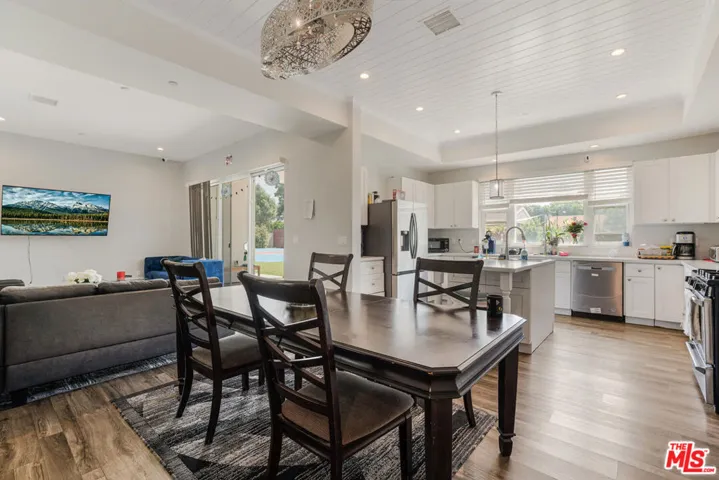 8556 Newcastle Avenue, Northridge, California 91325