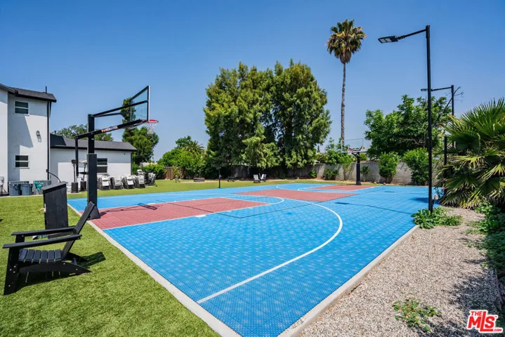 8556 Newcastle Avenue, Northridge, California 91325