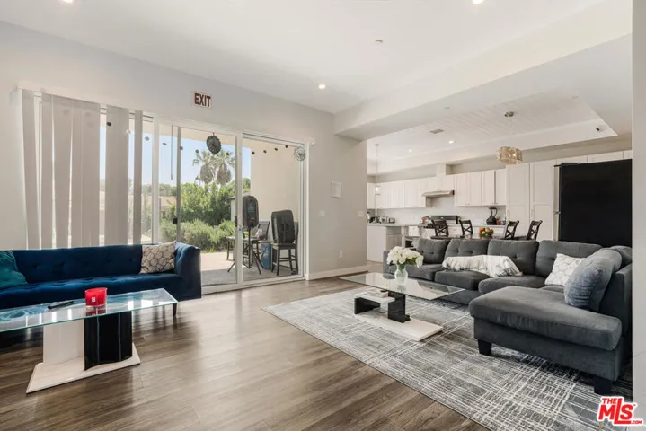 8556 Newcastle Avenue, Northridge, California 91325