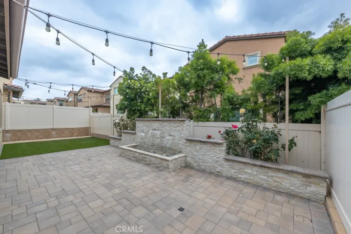 view of entire backyard