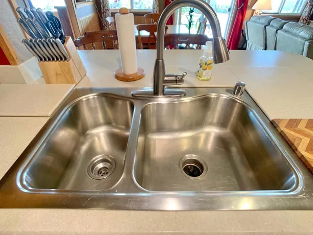 Stainless Steel Kitchen Sink