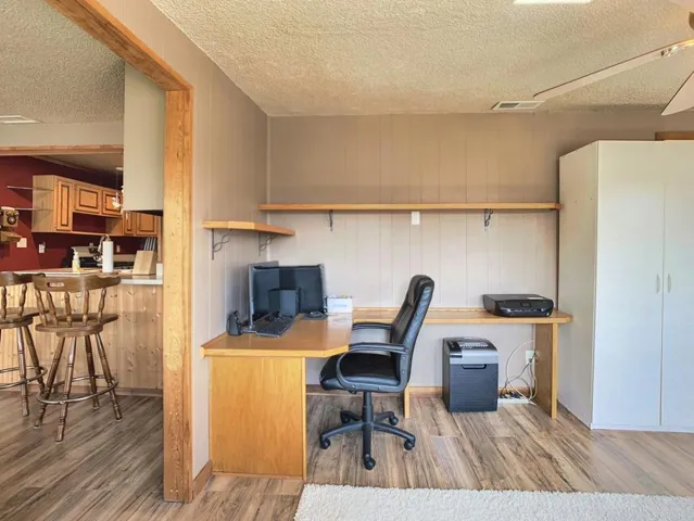 Built-in Oak Office Desk