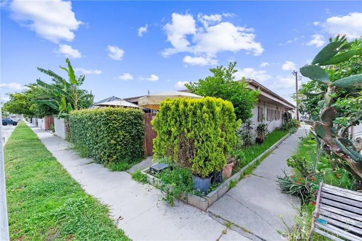 8860 Tina Way, Anaheim, California 92804